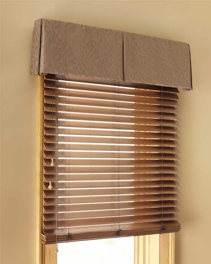 photo of box pleated valance with Parkland(r) wood blind