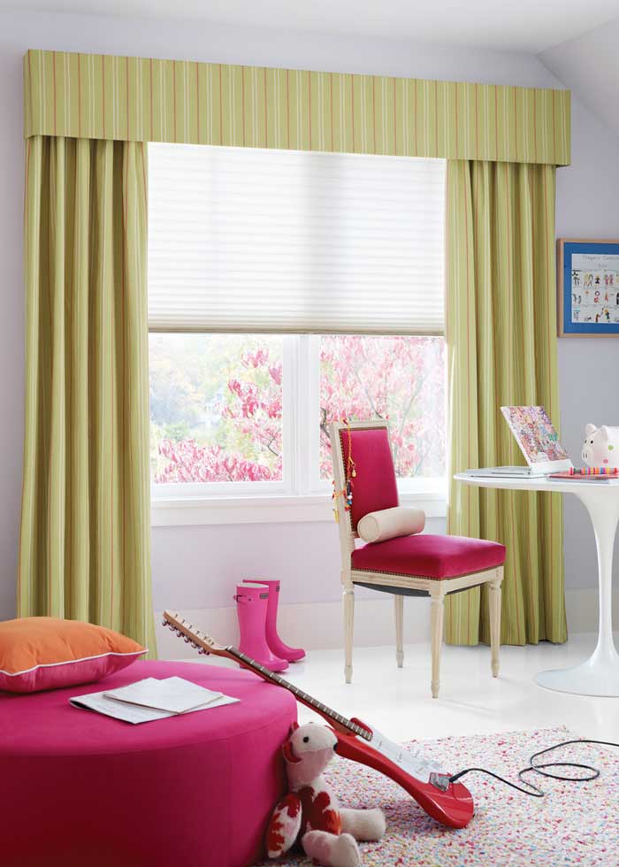 photo of padded cornice board courtesy of Hunter Douglas Design studio(tm)